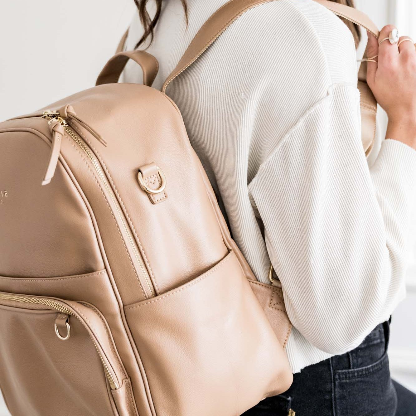 The Aspen Vegan Leather Backpack Backpack Elkie & Co.